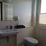 Hotel Lokschuppen Pasewalk- Mit Dz, Ez Und Küche *