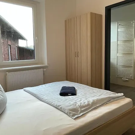 Hotel Lokschuppen Pasewalk- Gaestehaeuser Mit Dz, Ez Und Kueche Pasewalk