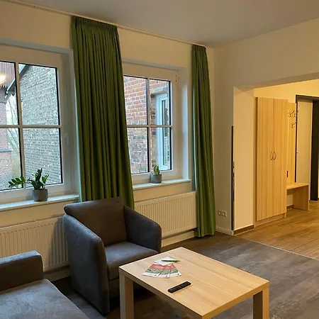 Lokschuppen Pasewalk- Gaestehaeuser Mit Dz, Ez Und Kueche Pasewalk