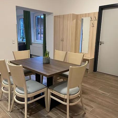 Lokschuppen Pasewalk- Gaestehaeuser Mit Dz, Ez Und Kueche *